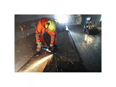 Угловая шлифмашина GWS 24-230 JH Professional от BOSCH Угловая шлифмашина GWS 24-230 JH Professional